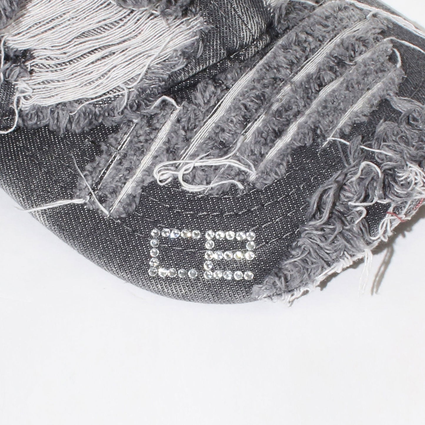 DAMAGE DENIM CAP -BLACK-